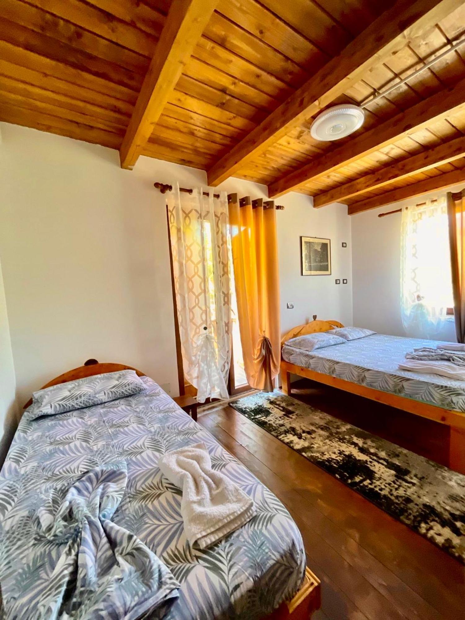 Guest House Aprripe Guri Firza Esterno foto